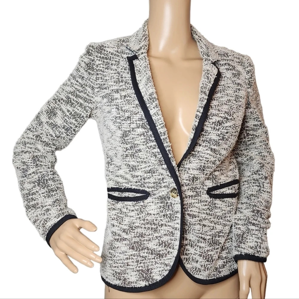 Anthropologie Cartonnier tweed blazer.